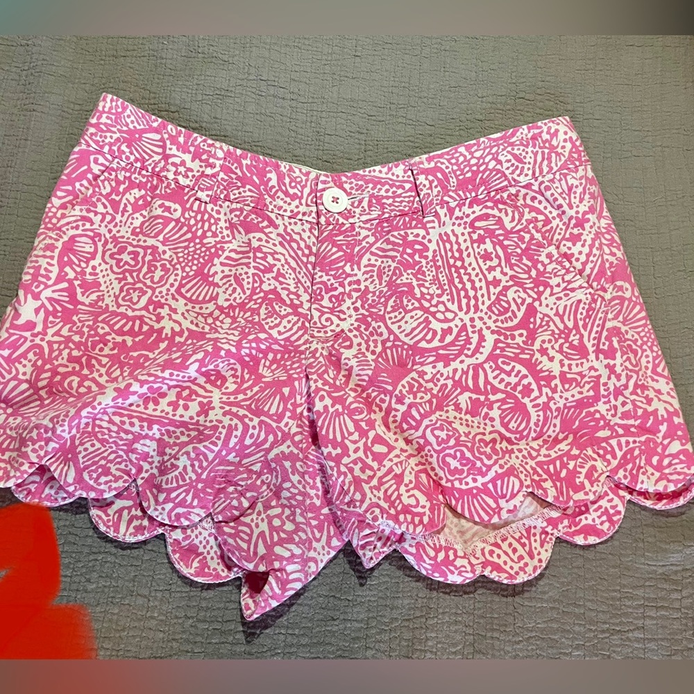 Lilly Pulitzer shorts size 2 SOLD